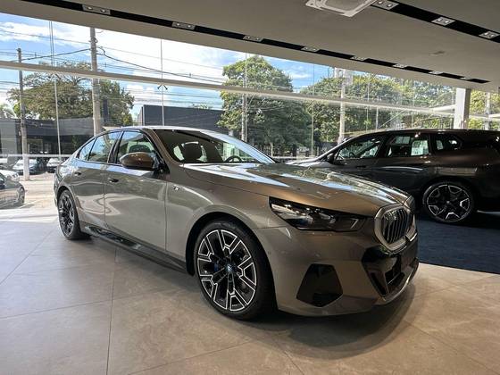 BMW 530e 2.0 TWINPOWER PHEV M SPORT AUTOMÁTICO